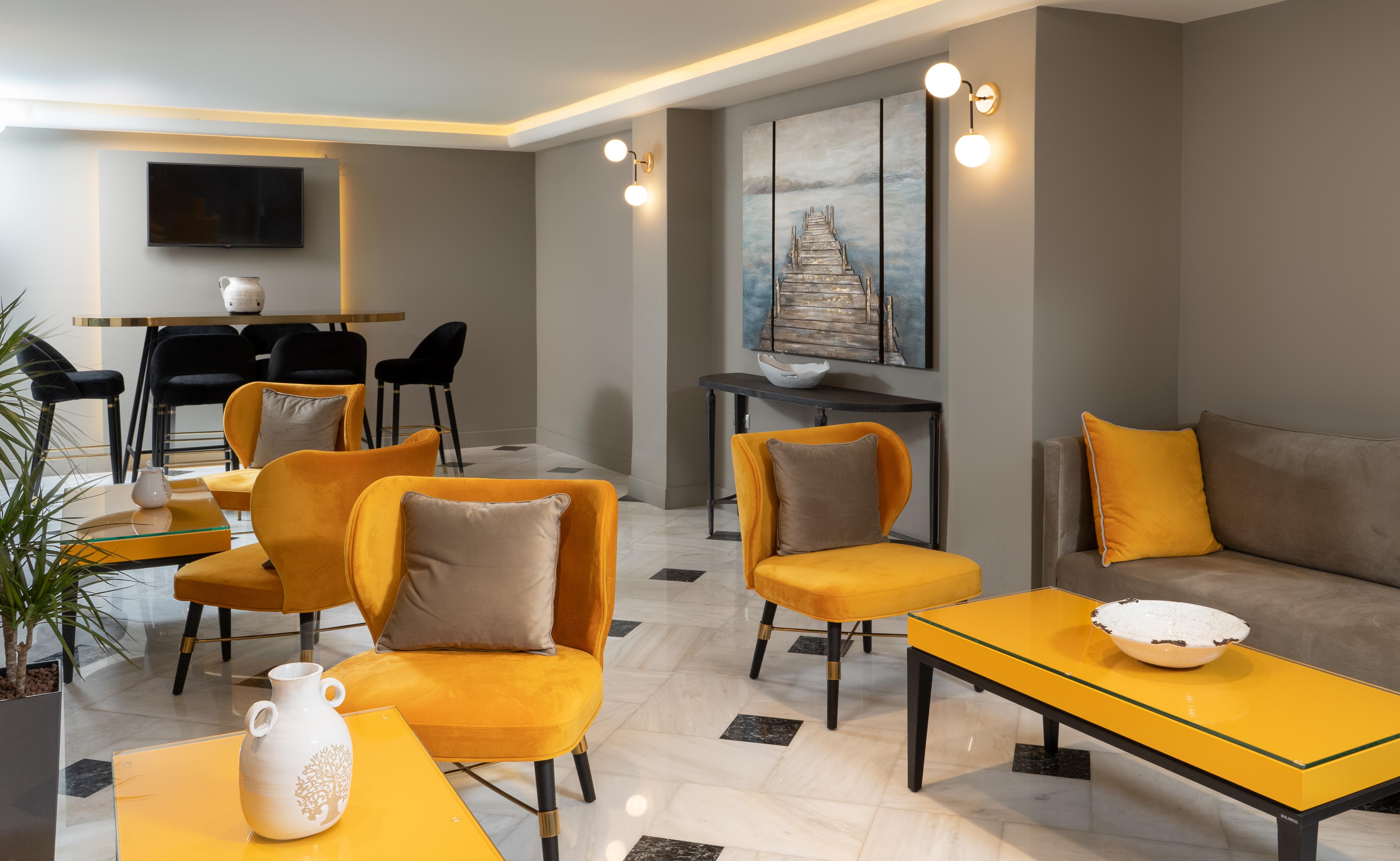 Pantheon City Hotel Gythio Zewnętrze zdjęcie